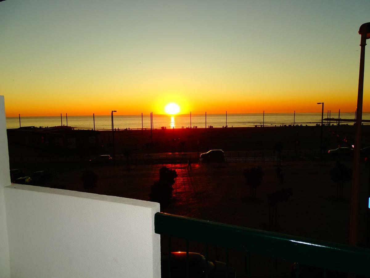Apartment Vasco Da Gama Costa de Caparica Buitenkant foto